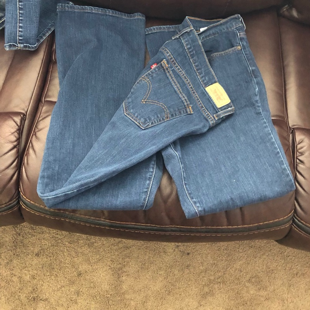 Levi jeans